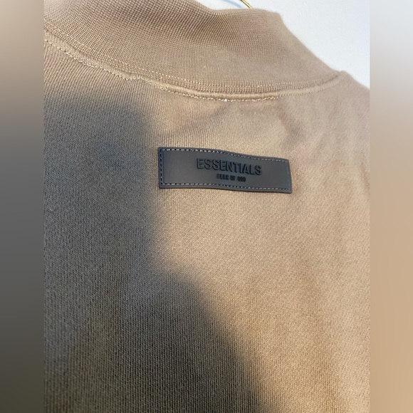 Fear of God essentials Crewneck - Picture 4 of 5